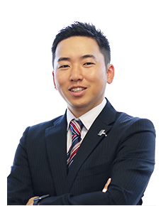 株式会社アカリバグループCEO　山本真也